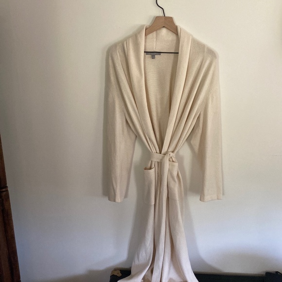 Neiman Marcus cashmere Intimates & Sleepwear Nwt Cream Cashmere